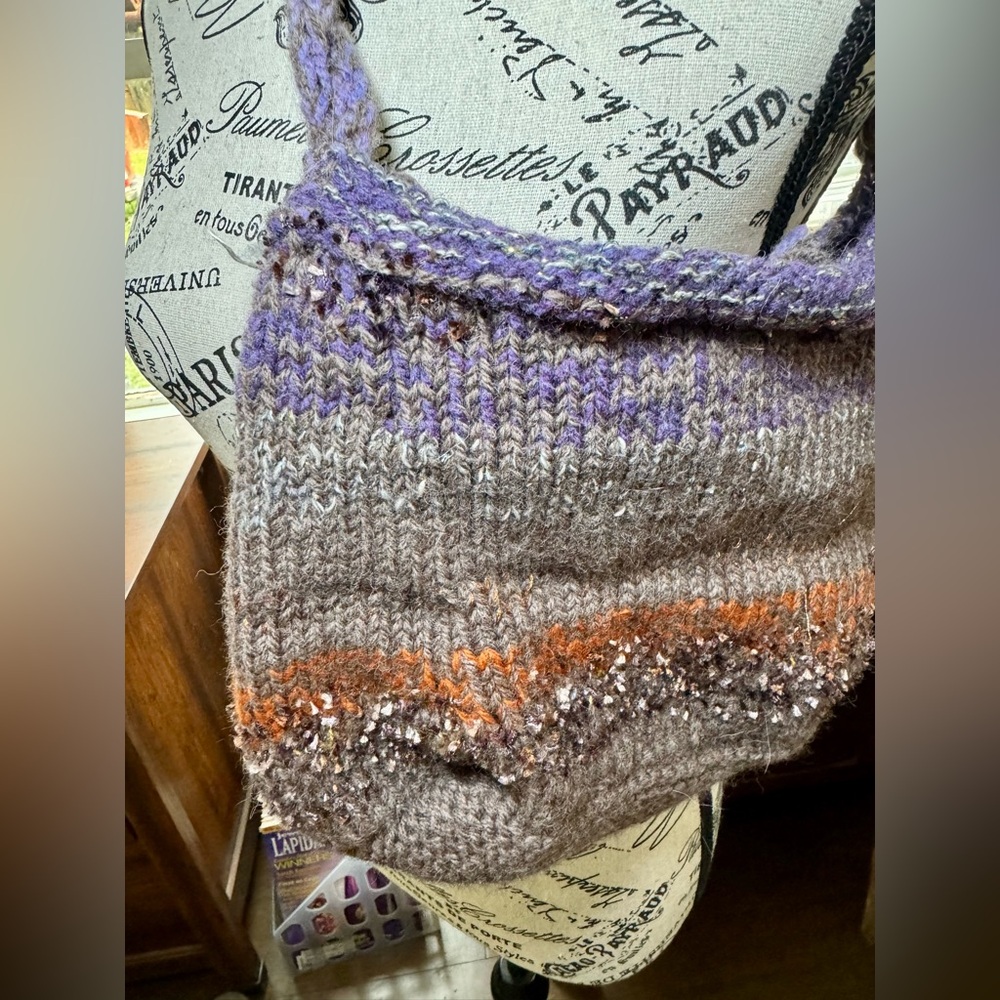 Hand Crafted Vibrant Felted Knit Shoulder Bag - Picture 5 of 11